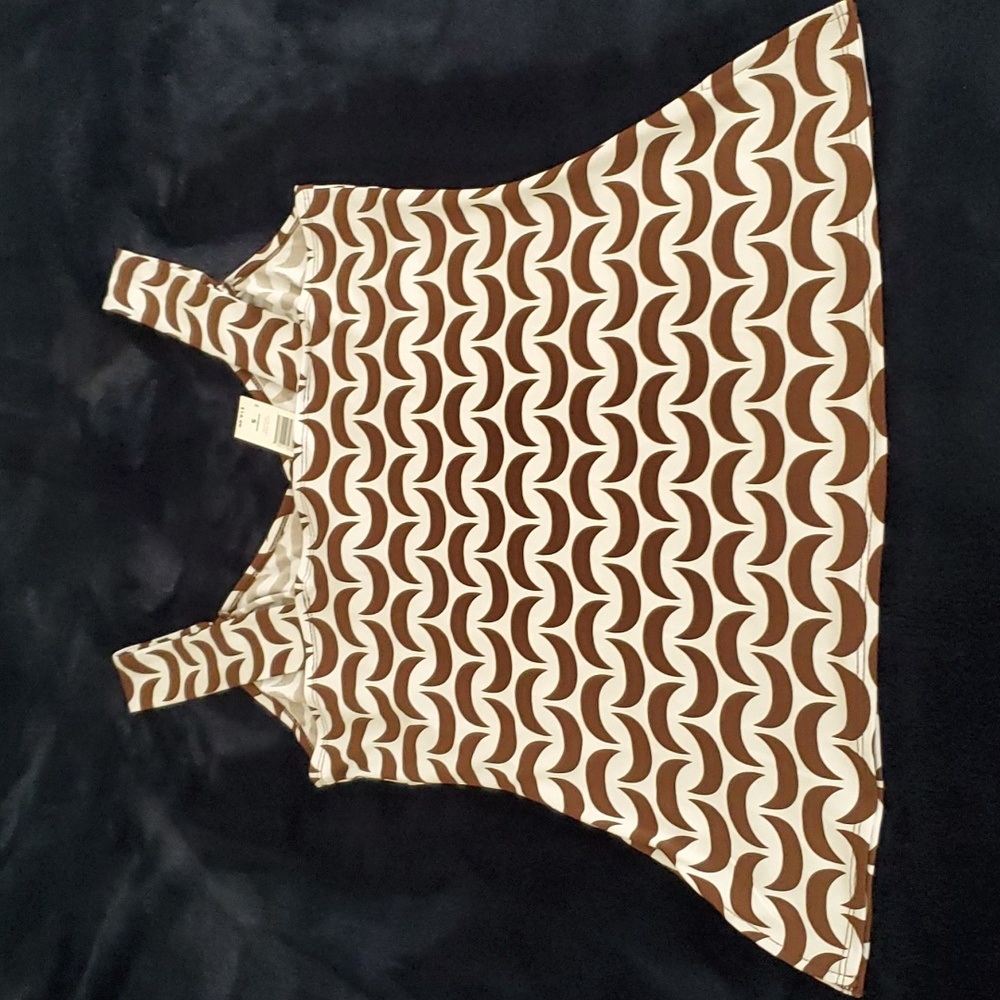 Shirt - Picture 2 of 3